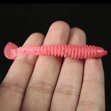 Load image into Gallery viewer, 2018 new T Tail 1pcs Soft fishing lure 10  Colors Bionics Bait  Easy Shiner 50mm 0.7g Swimbaits Silicone